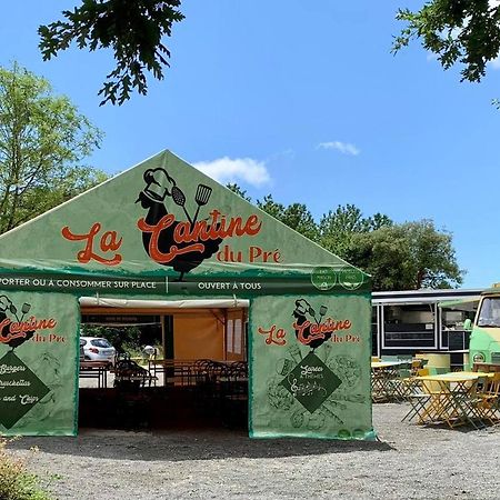Camping Au Pre De L'Etang Sainte-Foy  外观 照片